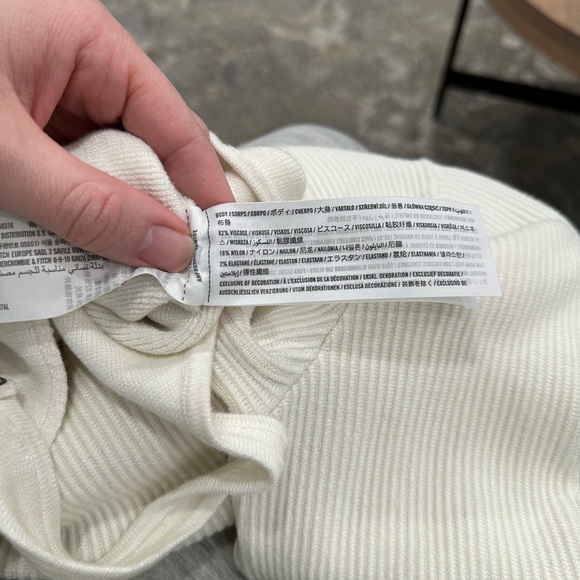 Abercrombie and Fitch cream bodysuit - Picture 5 of 6